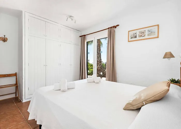 Bini Carmen Binibeca